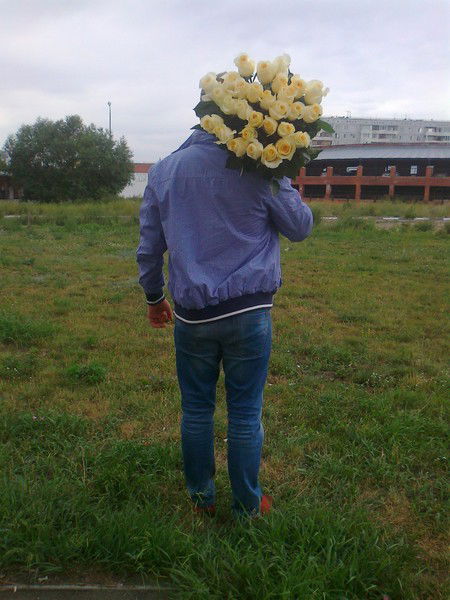 Роман Попов