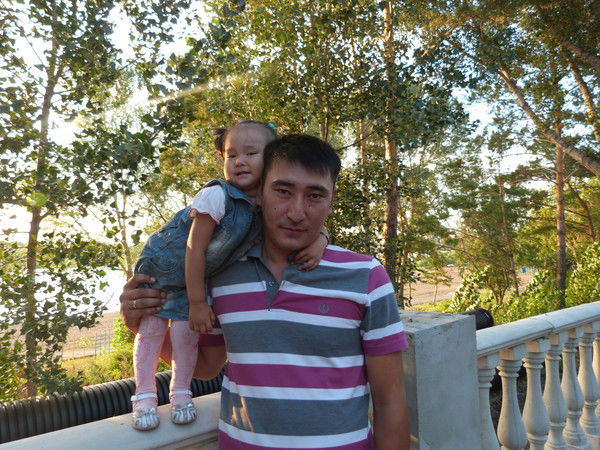 Амир Садвакасов