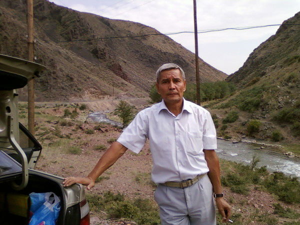 Алмас Баятанов