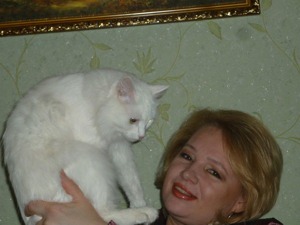 Елена Камальдинова