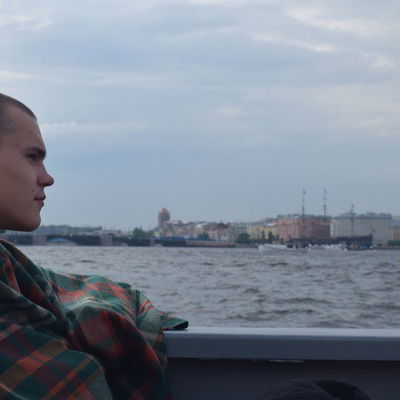 Илья Семенов