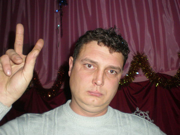 Владимир Ермолаев