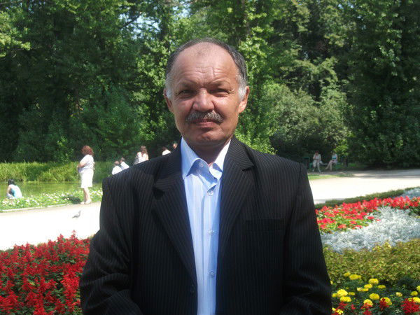 Николай Абдрахманов