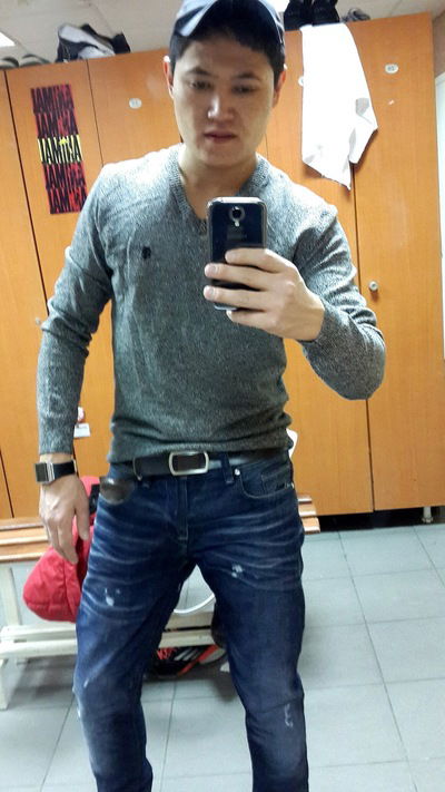 Асет Болегенов