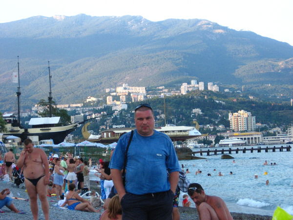 Игорь Левенко