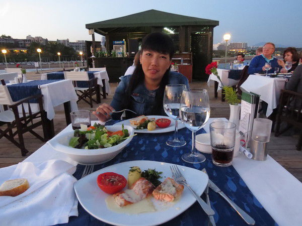 Гульжан Абсаматова