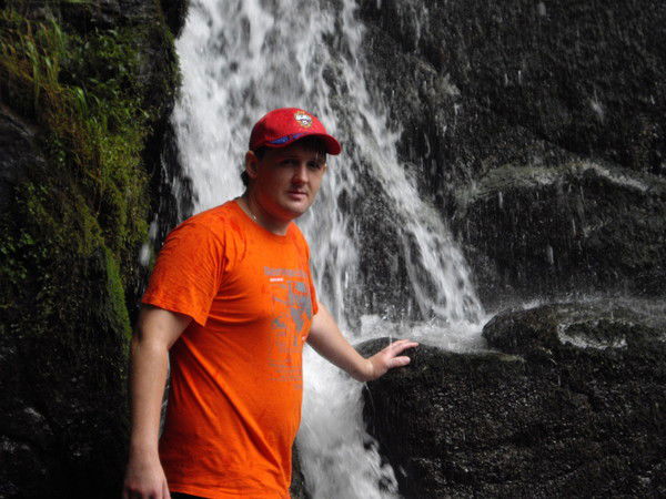 Антон Левко