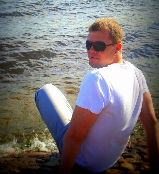 Денис Наумов