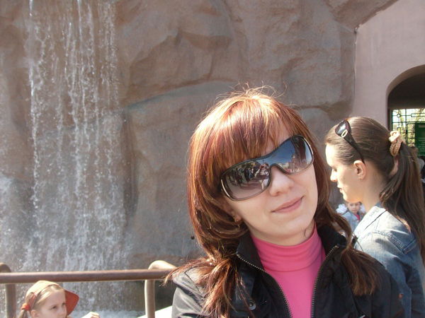 Люда Азарова