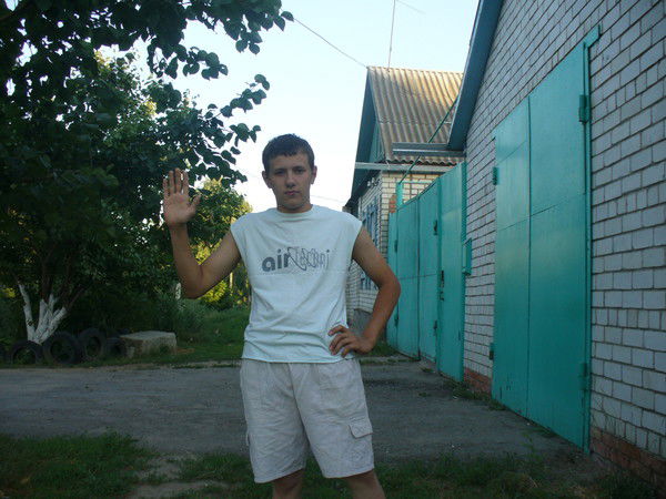 Антонов Илья