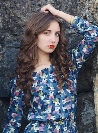 Юля Криволапова