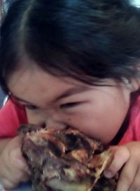 Назым Ищанова