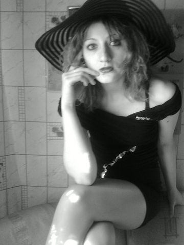 Нелли Романова