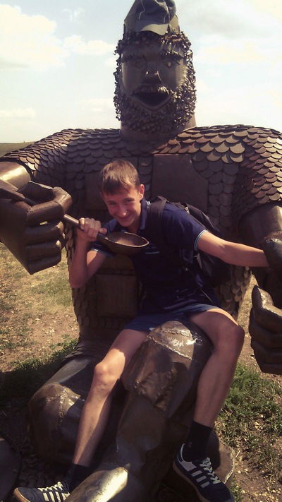 Влад Ноготков