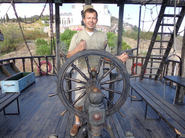 Сергей Тарасов