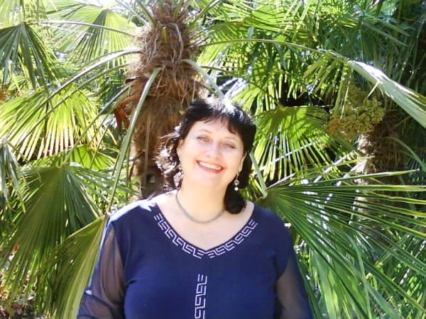 Елена Авлас