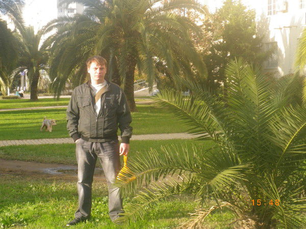 Олег Аветин