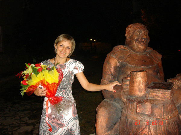 Аня Секацкая