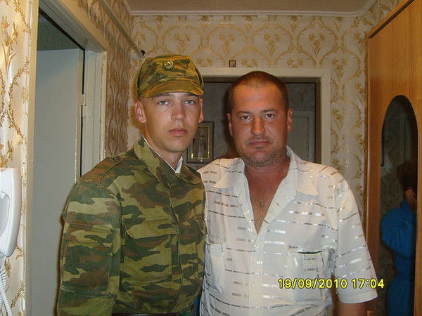 Олег Платонов