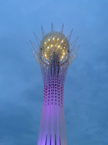 Алмас Кайратов