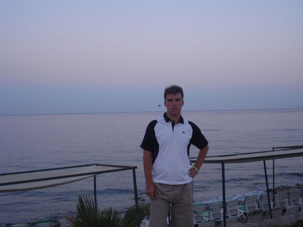 Женя Остояч