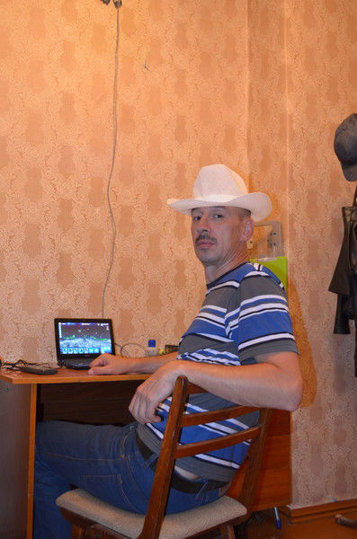 Леонид Белов