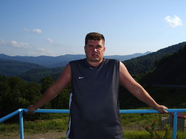 Денис Калинин