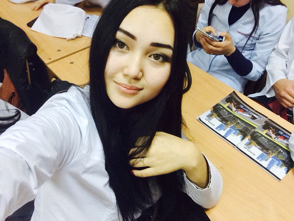 Айсулу Симонa