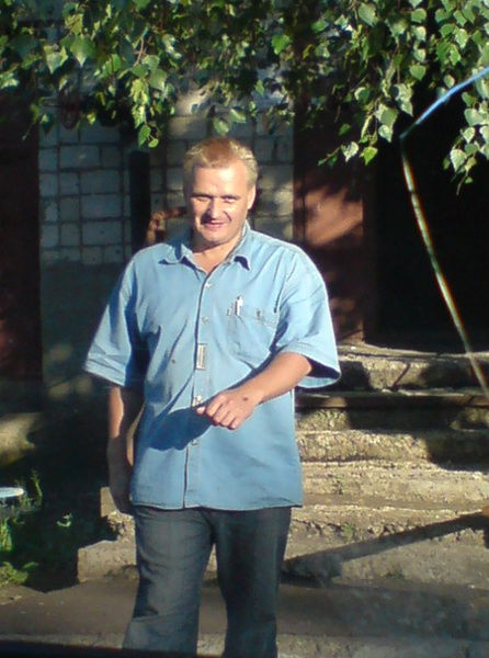 Андрей Белов