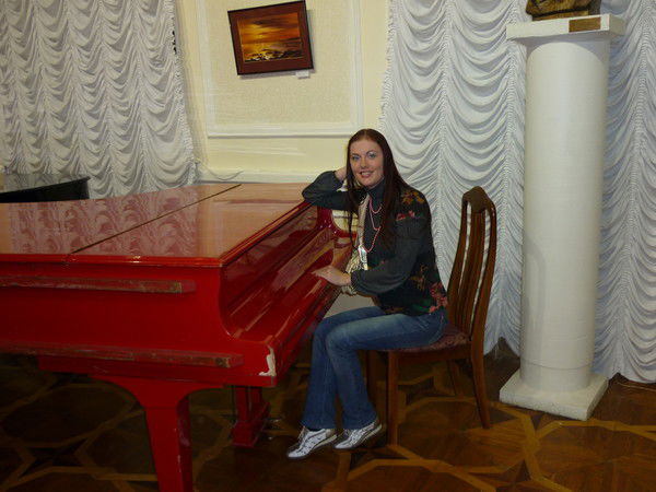 Анна Нистратова