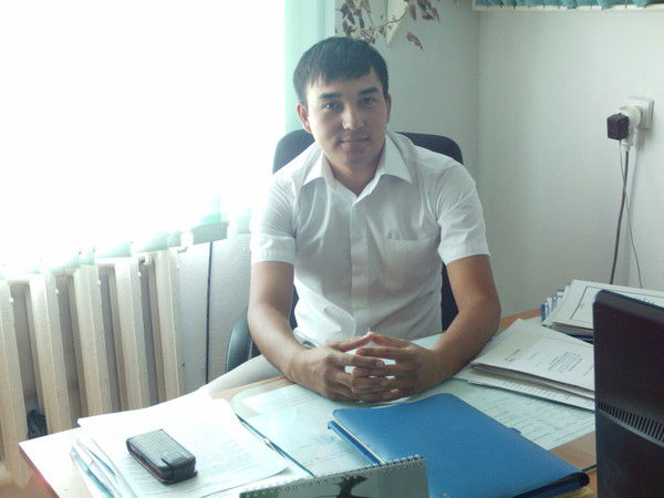 Алмас Капаров