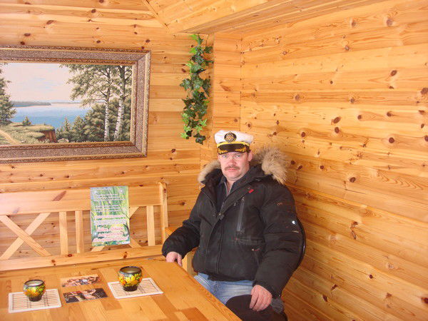 Игорь Лапин