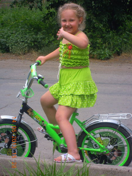 Яна Смаженко