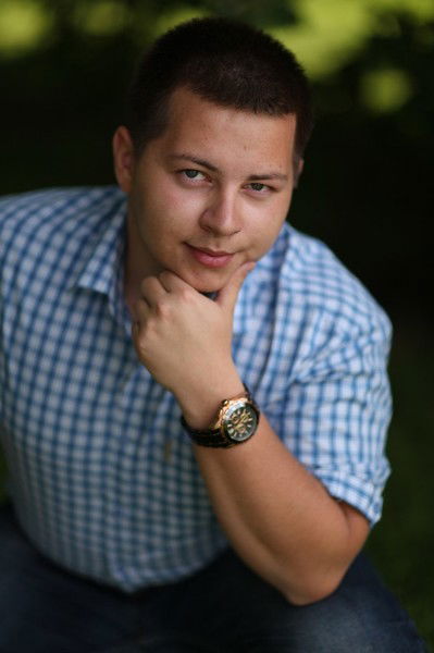 Олег Писарев