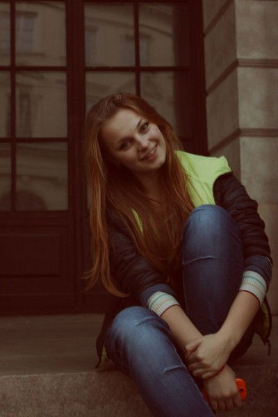 Олена Божок