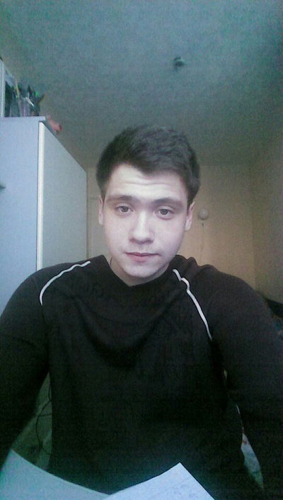 Илья Петров