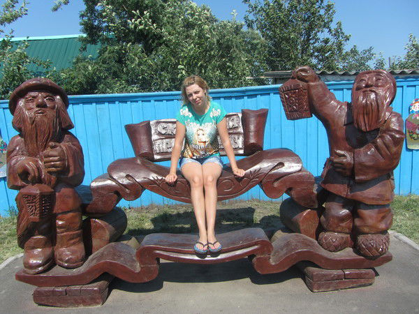 Оля Астапова