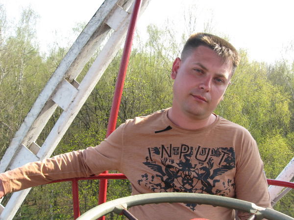 Виталий Левин