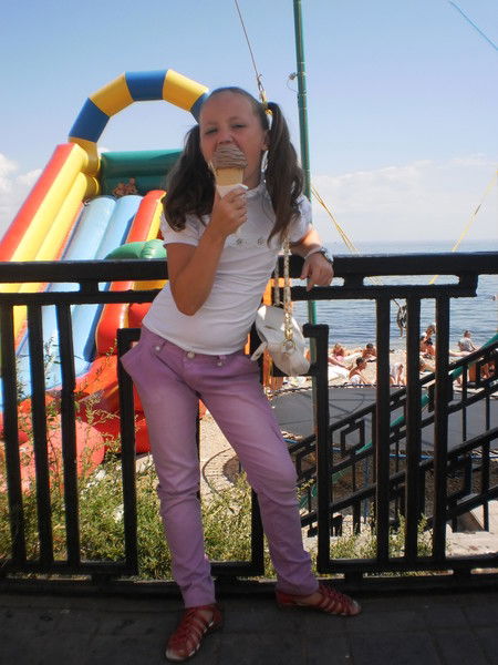 Дана Антонова