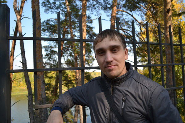 Андрей Плотников