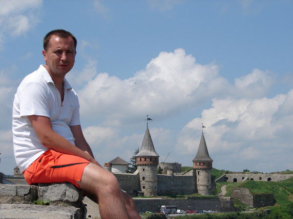 Неизвестно Неизвестно