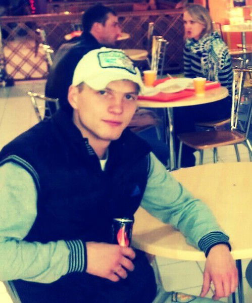 Влад Карелин