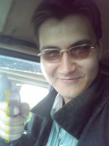 Александр Ларин