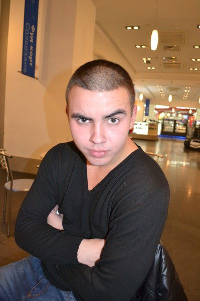 Андрей Романов