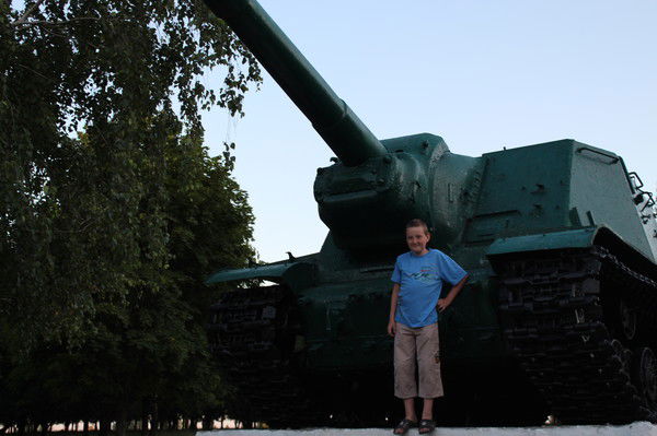 Максим Квашук