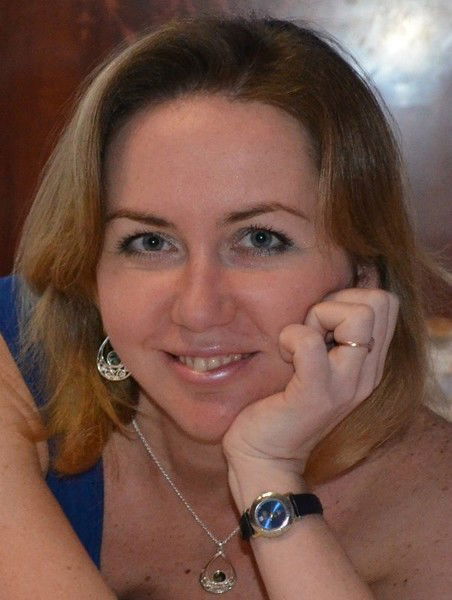 Елена Емельянова