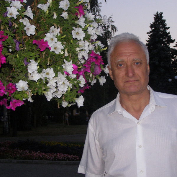 Александр Ведула