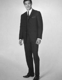 Анатолий Тошкаев