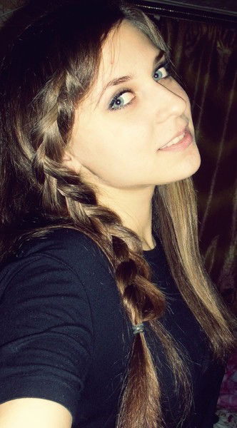 Лена Юмашина