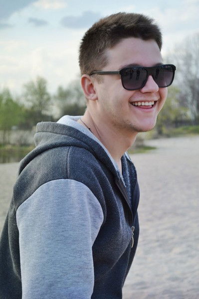 Влад Катрич